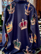 Load image into Gallery viewer, Mens Crown Button Down Shirt in Navy

