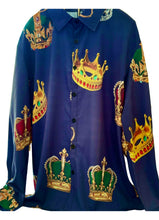 Load image into Gallery viewer, Mens Crown Button Down Shirt in Blue
