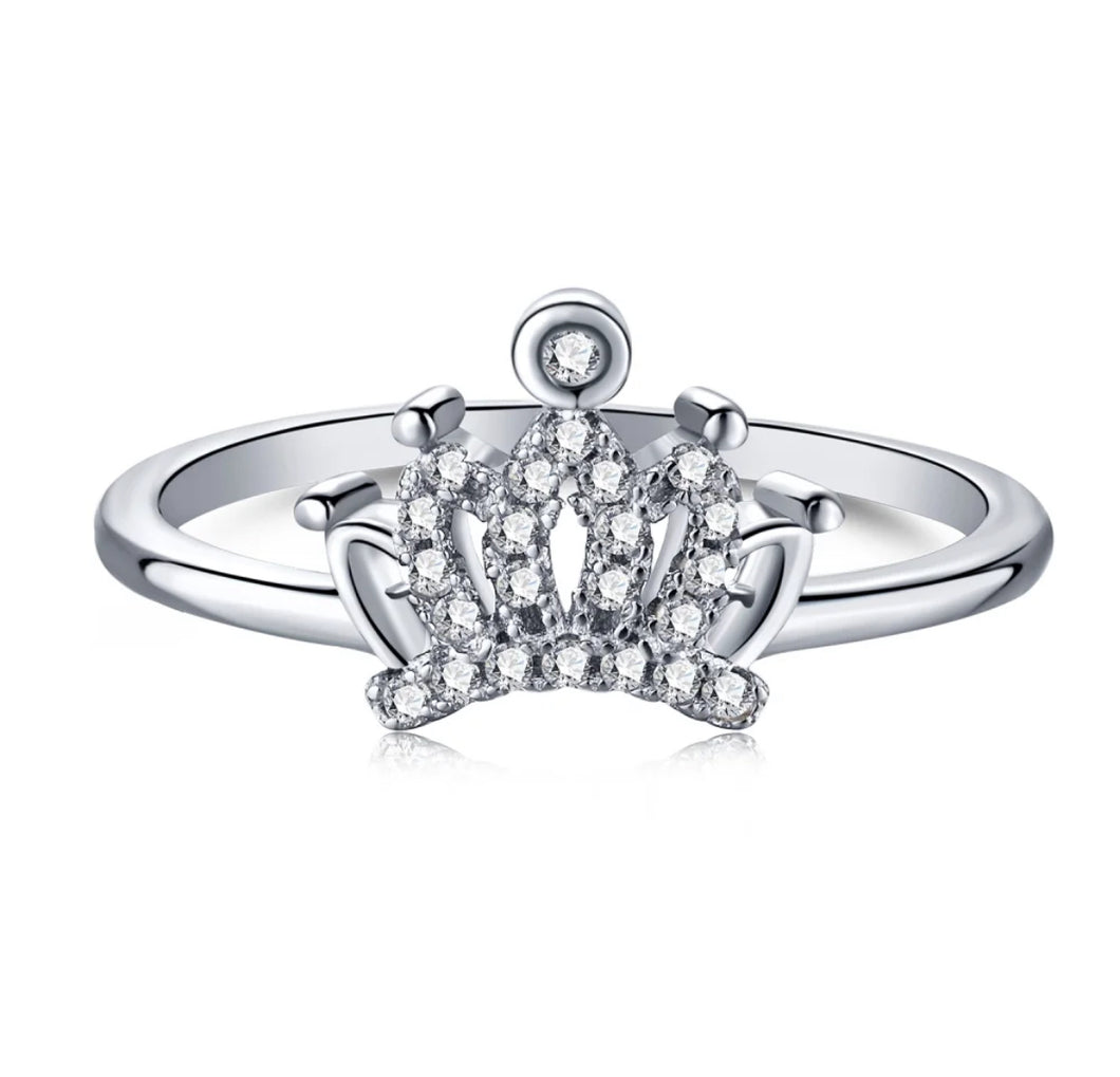 Ring--5 Point Crown Ring in Sterling Silver with CZ stones