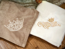 Load image into Gallery viewer, Blanket Ultra Plush Embroidered Crown in Taupe
